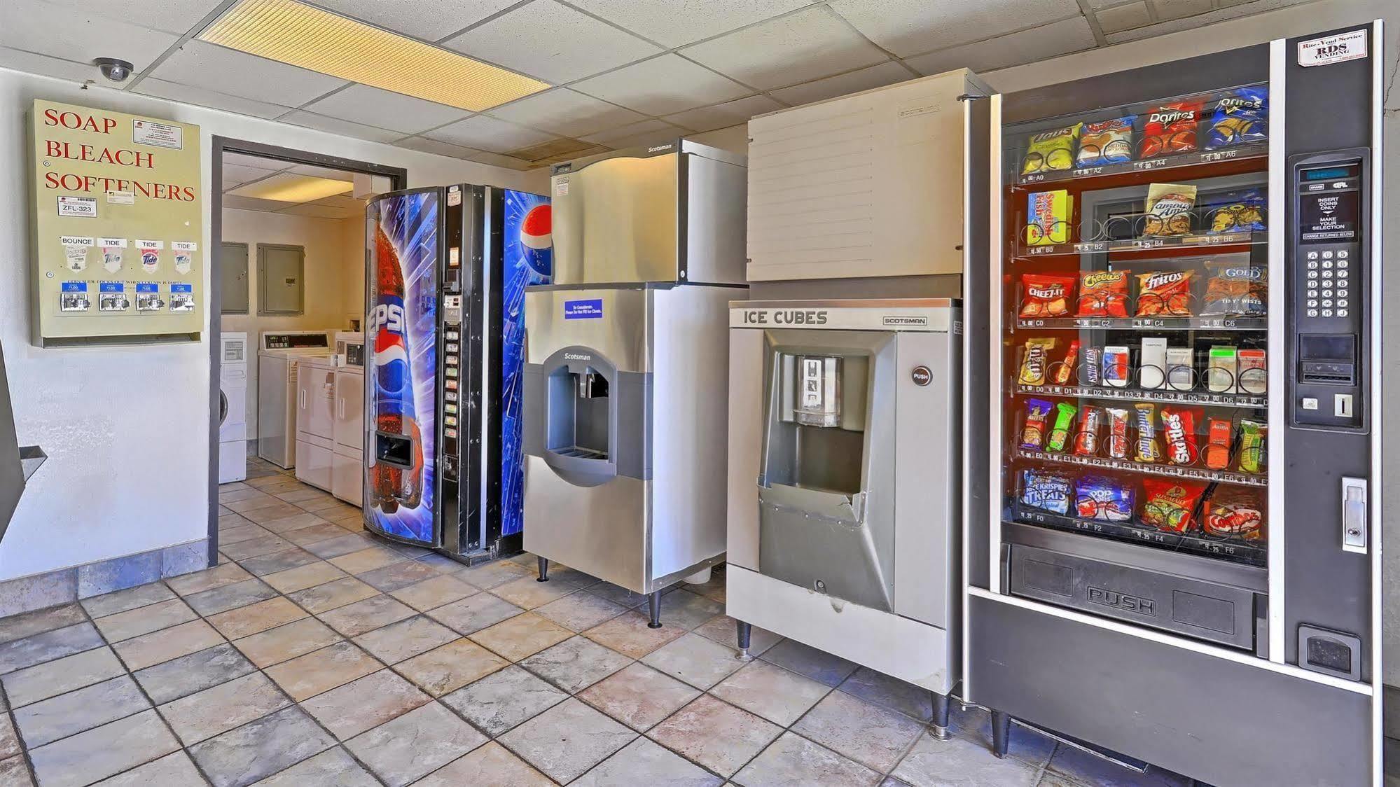 Motel 6-Maple Shade Township, Nj - Philadelphia - Mt Laurel Экстерьер фото